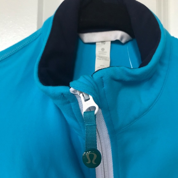 Lululemon Cinch Waist Jacket - Picture 4 of 6